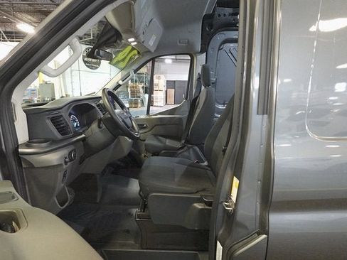 Used 2024 Ford E-Transit 148 Medium Roof image 8