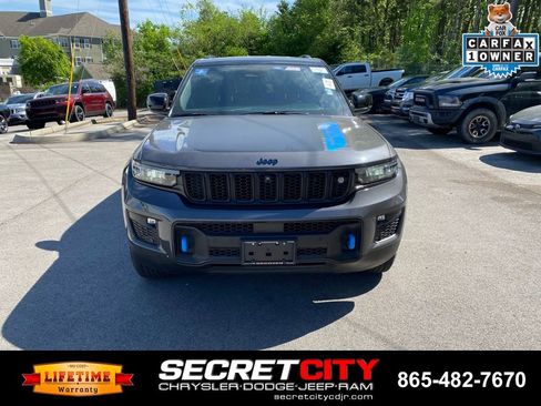 Used 2022 Jeep Grand Cherokee Trailhawk w/ Advanced Protech Group II image 2