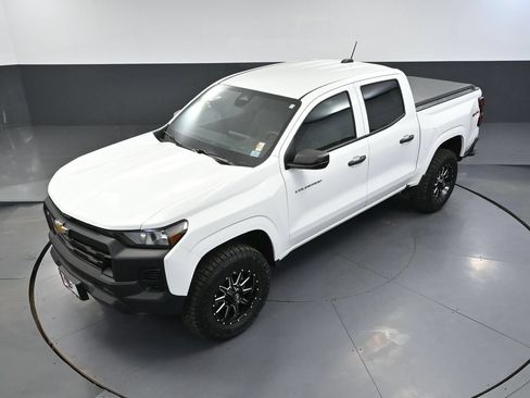 Used 2023 Chevrolet Colorado W/T w/ WT Convenience Package II AWD/4WD image 57