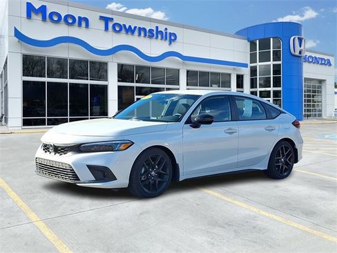 Used 2024 Honda Civic Sport image 3