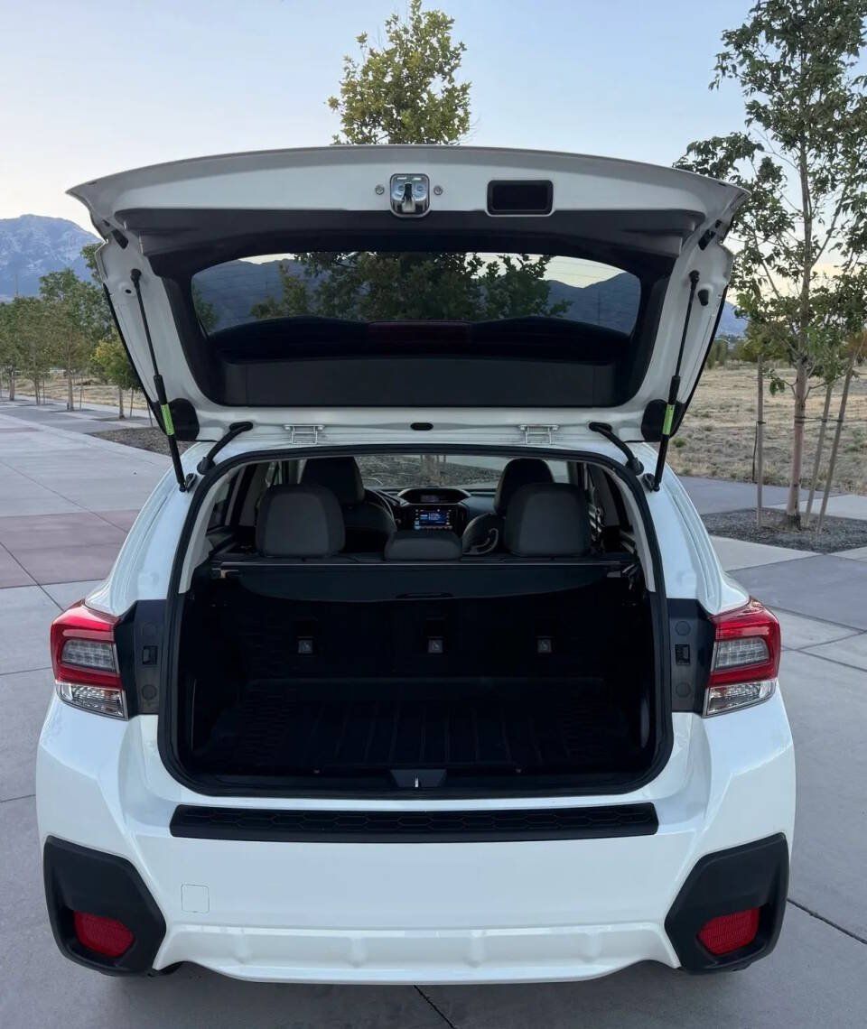 Used 2021 Subaru Crosstrek 2.5i Sport w/ Moonroof Package AWD/4WD image 9
