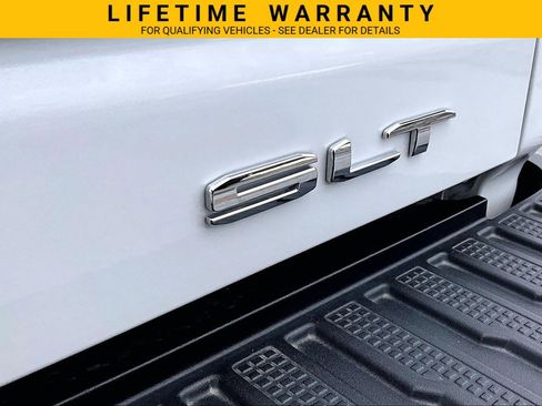 Used 2025 GMC Sierra 3500 SLT w/ SLT Premium Package AWD/4WD image 8