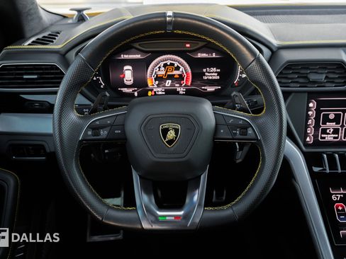 Used 2019 Lamborghini Urus image 24