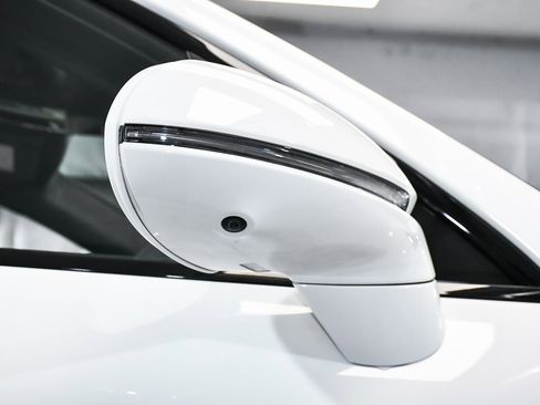 Used 2023 Porsche Cayenne Turbo S image 77