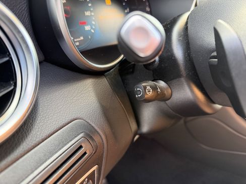 Used 2022 Mercedes-Benz GLC 300 image 16