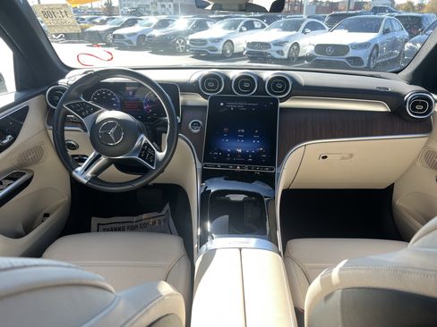Certified 2024 Mercedes-Benz GLC 300 4MATIC image 30