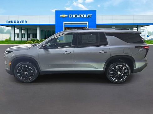 New 2026 Chevrolet Traverse LT w/ Sun and Wheel Package image 11