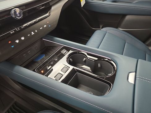 New 2026 Nissan Murano Platinum image 25