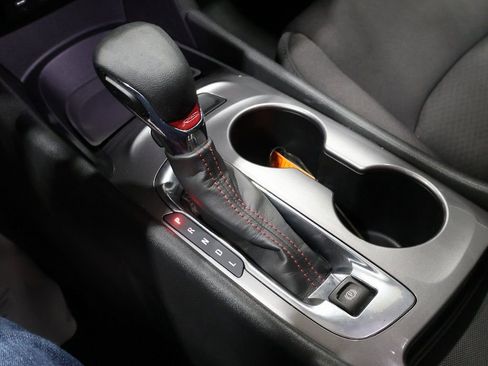 Used 2023 Chevrolet Malibu RS image 28