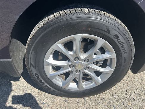Used 2019 Chevrolet Equinox LS w/ LPO, Floor Liner Package AWD/4WD image 9