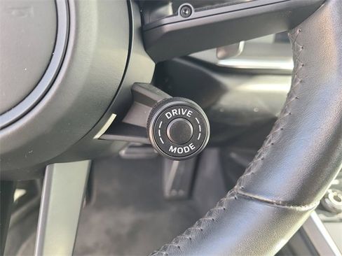 Used 2020 Porsche 911 Carrera 4S image 24