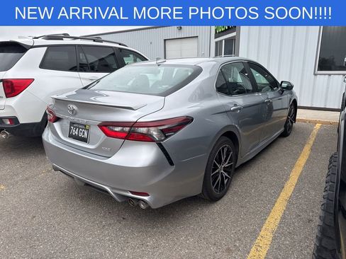 Used 2024 Toyota Camry SE FWD image 8