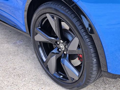 Used 2025 Jaguar F-PACE SVR AWD/4WD image 7