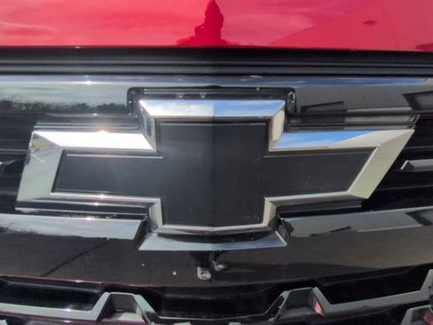 Used 2023 Chevrolet Silverado 1500 LT Trail Boss image 30