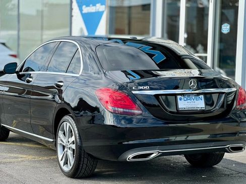 Used 2021 Mercedes-Benz C 300 4MATIC Sedan image 3
