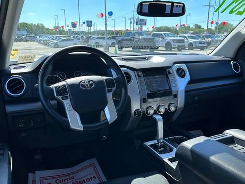 Used 2017 Toyota Tundra SR5 w/ TRD Off Road Package AWD/4WD image 9