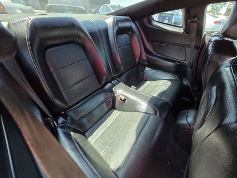 Used 2019 Ford Mustang Premium RWD image 14