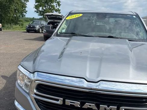 Used 2019 RAM 1500 Big Horn AWD/4WD image 11