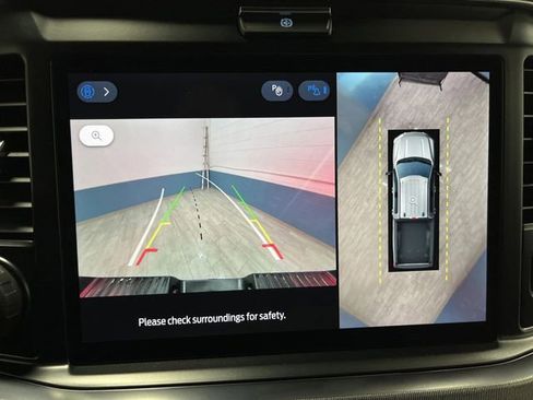 Used 2025 Ford F350 Platinum image 10