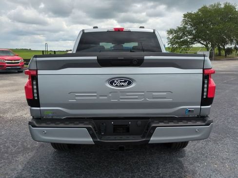 Used 2025 Ford F150 Lightning Flash AWD/4WD image 6