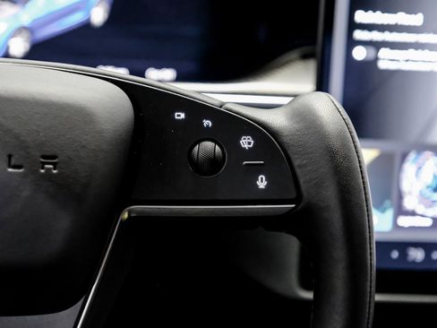 Used 2021 Tesla Model S Plaid image 16