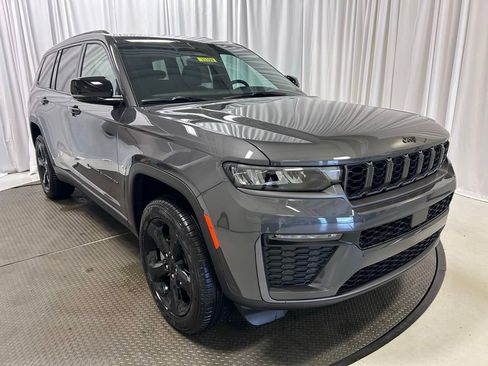 New 2026 Jeep Grand Cherokee L Limited AWD/4WD image 25