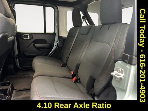 Used 2024 Jeep Wrangler Unlimited Rubicon w/ Safety Group image 21