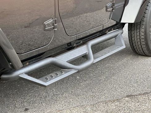 Used 2016 Jeep Wrangler Unlimited Sahara image 29