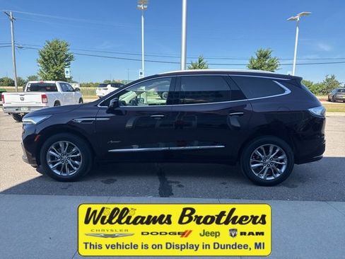 Used 2023 Buick Enclave Avenir w/ Avenir Technology Package image 1