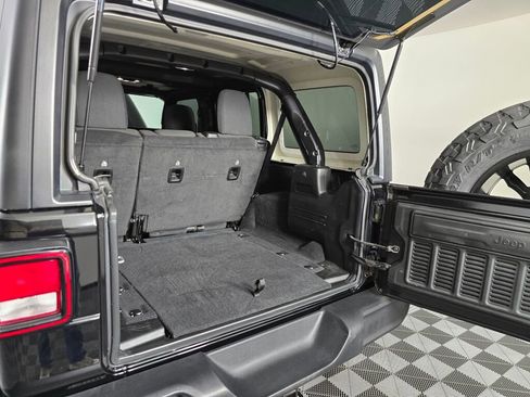 Used 2023 Jeep Wrangler Sport image 15