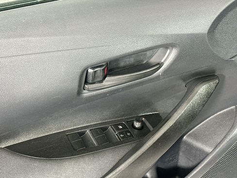 Used 2025 Toyota Corolla LE FWD image 15