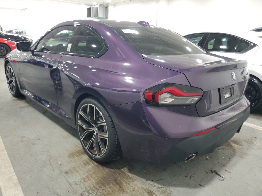 Certified 2023 BMW 230i Coupe w/ Convenience Package RWD image 4
