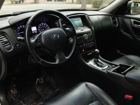 Used 2017 INFINITI QX50 2WD image 16