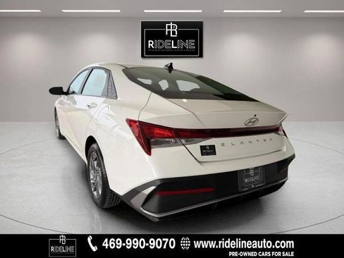 Used 2024 Hyundai Elantra SEL image 5