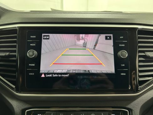 Used 2023 Volkswagen Atlas SE AWD/4WD image 8