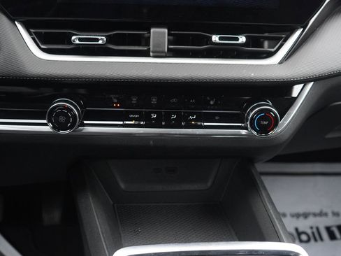 New 2025 Chevrolet Equinox LT w/ Safety and Technology Package image 23