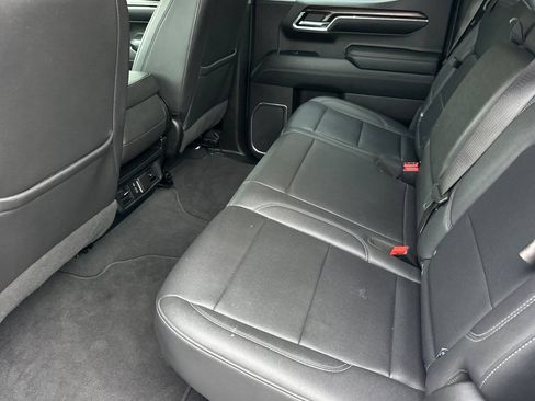 Used 2024 GMC Sierra 1500 SLT AWD/4WD image 12
