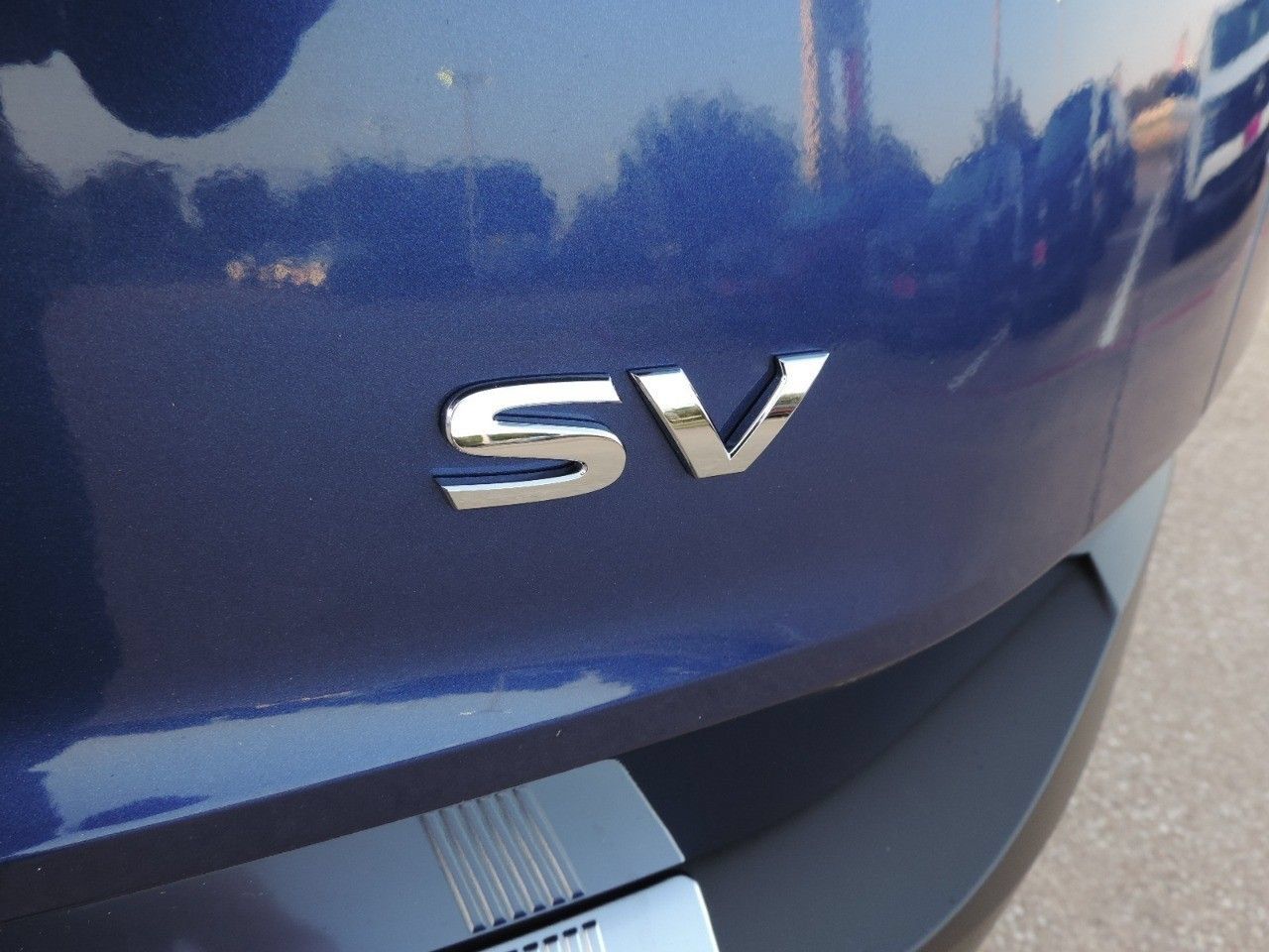 Used 2022 Nissan Rogue SV FWD image 19