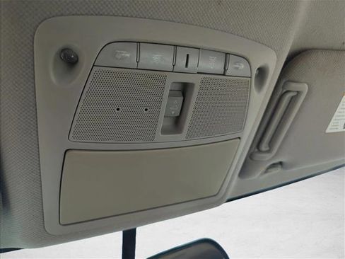 Used 2017 Nissan Sentra SV w/ Driver's Assist Package image 14