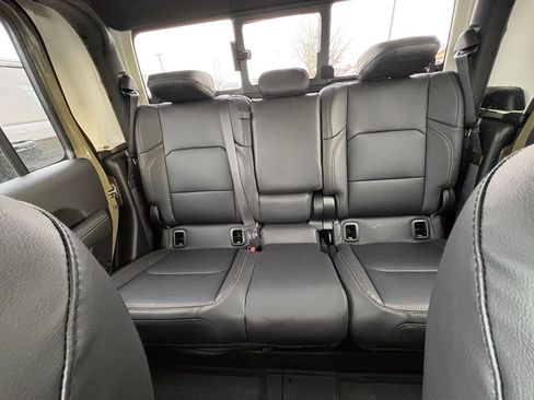 New 2026 Jeep Gladiator Sport image 5