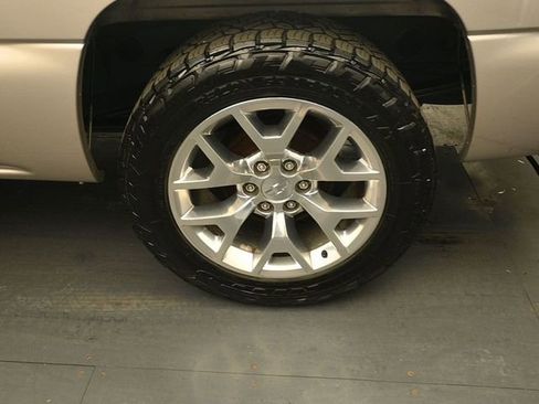 Used 2005 Chevrolet Silverado 1500 LS w/ Light Duty Power Package image 9