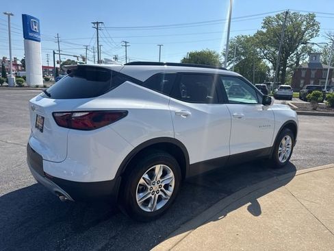 Used 2022 Chevrolet Blazer LT FWD image 5