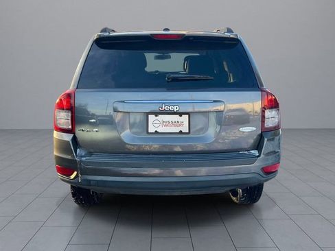 Used 2017 Jeep Compass Latitude image 7