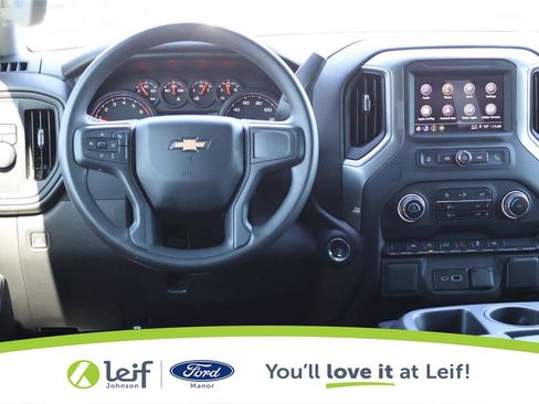 Used 2024 Chevrolet Silverado 1500 Custom image 26