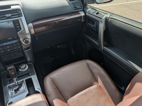 Certified 2023 Toyota 4Runner Limited AWD/4WD image 11