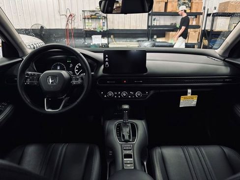 New 2026 Honda HR-V EX-L image 21