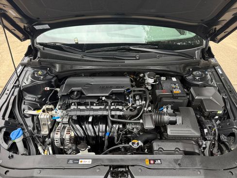 Used 2026 Hyundai Elantra Sport FWD image 27