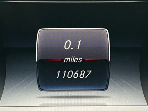 Used 2018 Mercedes-Benz E 300 image 31