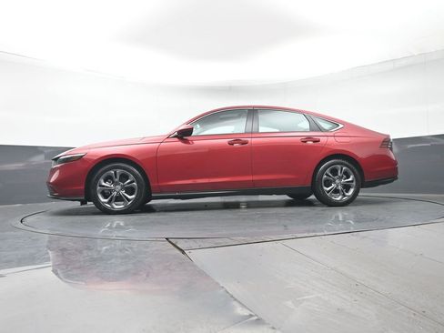 Certified 2023 Honda Accord EX image 30