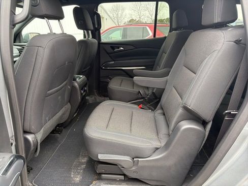 Used 2026 Chevrolet Traverse LT w/ Midnight/Sport Edition image 14